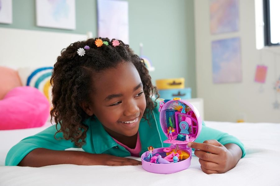 Polly Pocket Dolphin Rescue & Play Compact — view 2