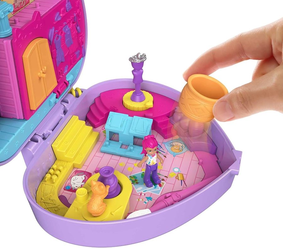 Polly Pocket Starring Shani Art Studio Compact — view 3